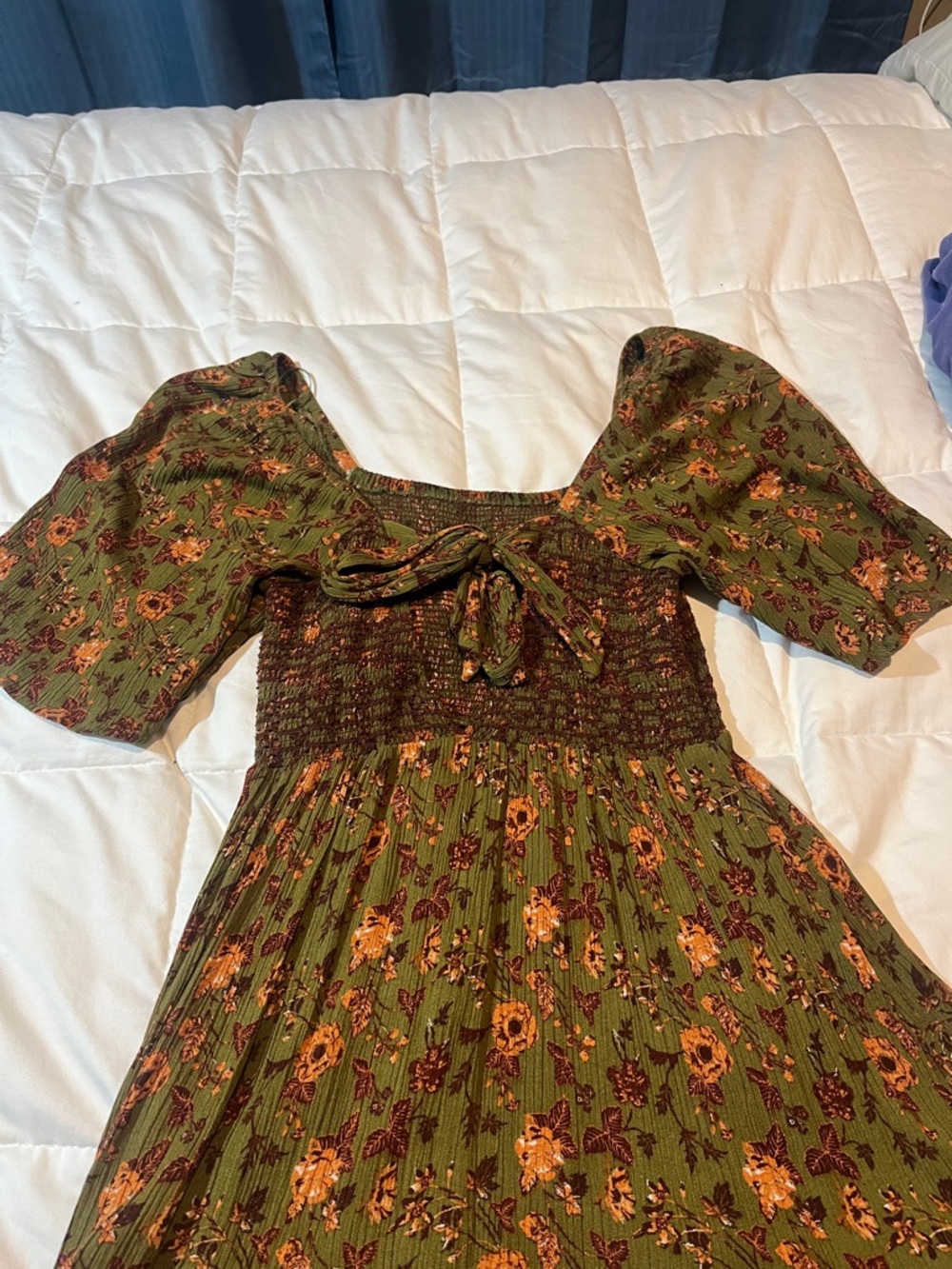 Chelsea and Violet Floral Dress - Picture 5 of 8